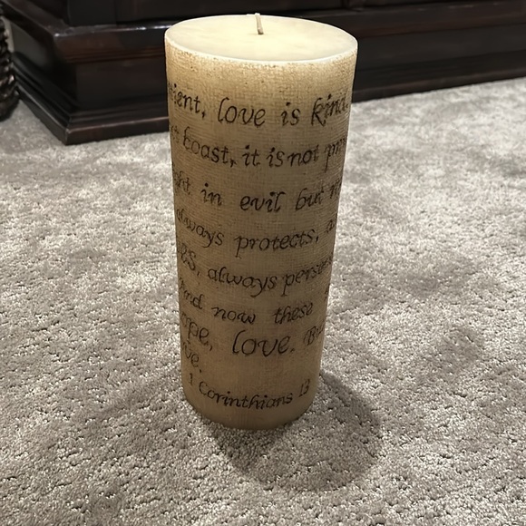 Never used hobby lobby 1 Corinthians 13 candle - Picture 2 of 4